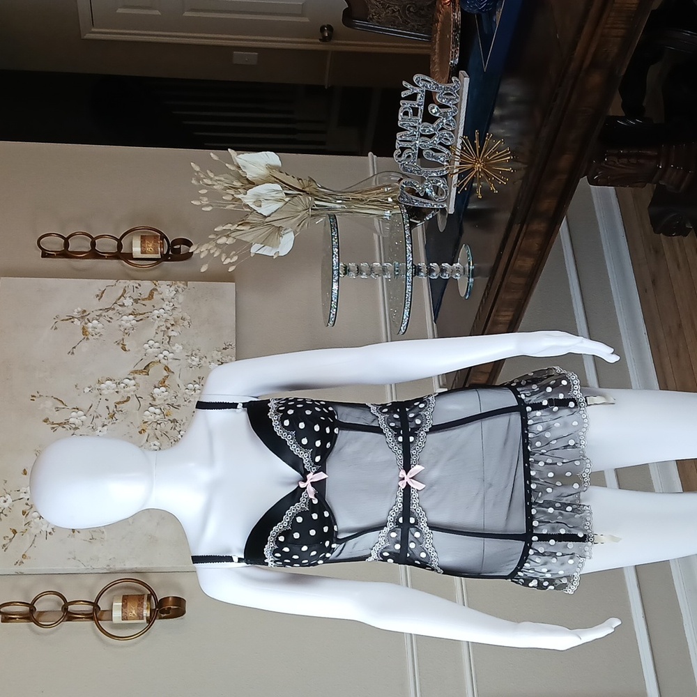 New Victoria's Secret Super Sexy Corset Garter Mini Dress. Size 36D